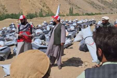 Over 100 families receive aid in Badakhshan