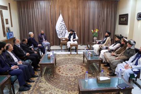 Political Deputy PM Meets Iranian Special Representative
