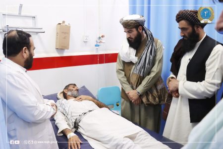Minister of Public Health Visits Baghlan District Hospital to Enhance Health Services and Address Post-Flood Challenges